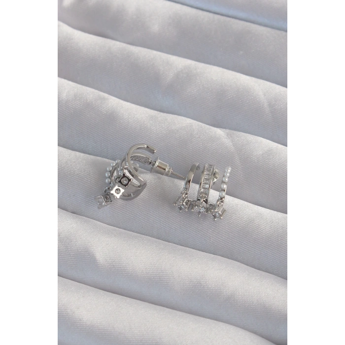 BFS Pirinç Gümüş Renk İncili Çoklu Zirkon Taşlı Yarım Halka Küpe