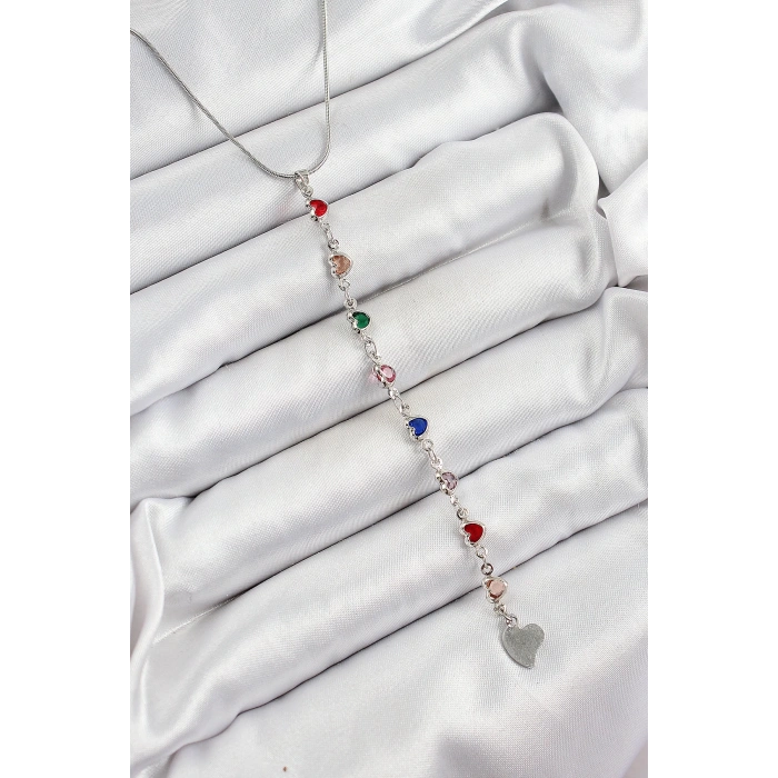 BFS Pirinç Gümüş Renk Karışık Renk Zirkon Taşlı Kalpli Y Kadın Kolye