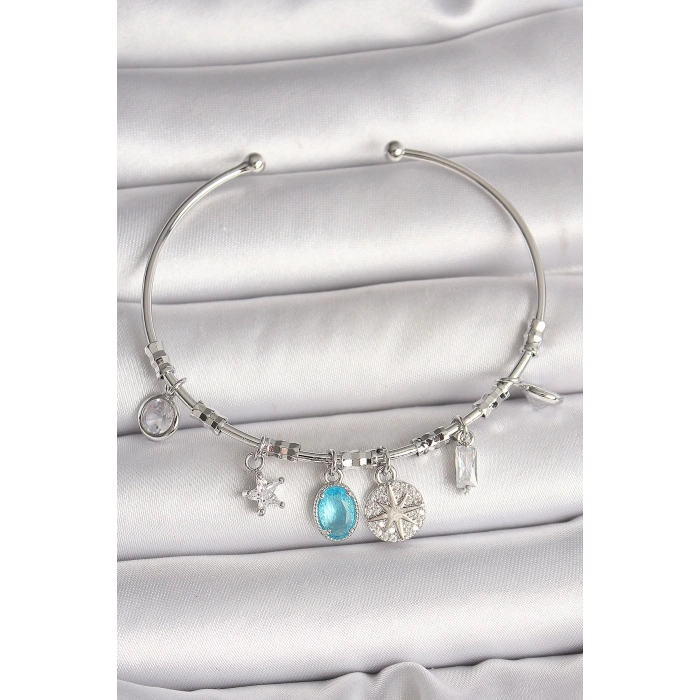 BFS Pirinç Gümüş Renk Sallantı Pusula Figür Kalp Detay Charm Kadın Bileklik