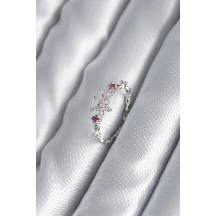 BFS Pirinç Gümüş Renk Zirkon Taşlı Çiçek Model Pembe Zirkon Taş Detay Kadın Yüzük