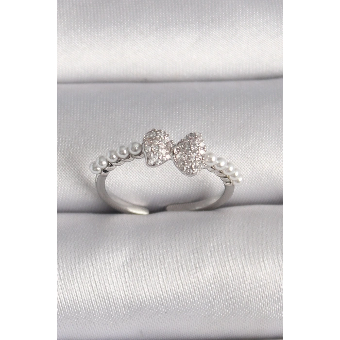 BFS Pirinç Gümüş Renk Zirkon Taşlı Fiyonk İnci Detay Ayarlanabilir Yüzük