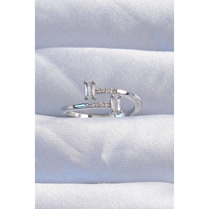 BFS Pirinç Gümüş Renk Zirkon Taşlı Geometrik Ayarlanabilir Yüzük