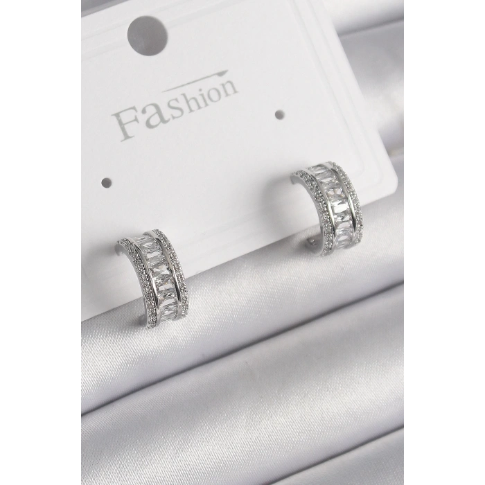 BFS Pirinç Gümüş Renk Zirkon Taşlı Halka Model Kadın Küpe