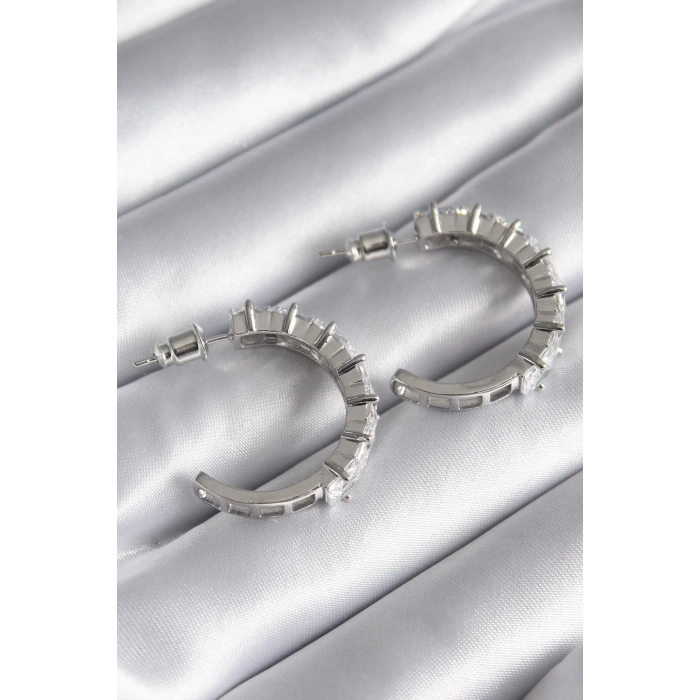 BFS Pirinç Gümüş Renk Zirkon Taşlı Halka Model Kadın Küpe