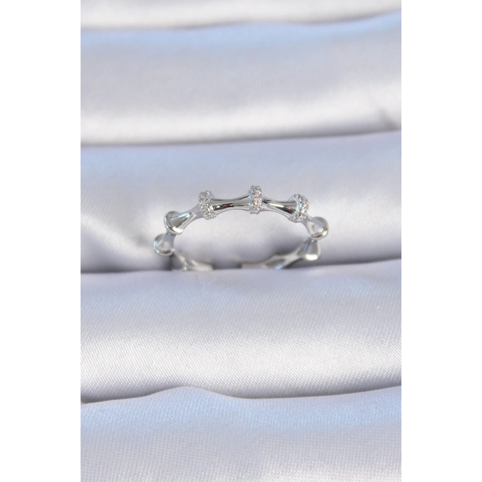 BFS Pirinç Gümüş Renk Zirkon Taşlı Kadın Yüzük