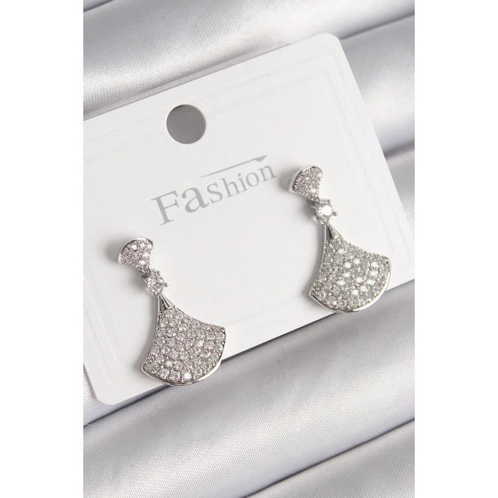 BFS Pirinç Gümüş Renk Zirkon Taşlı Motif Model Kadın Küpe