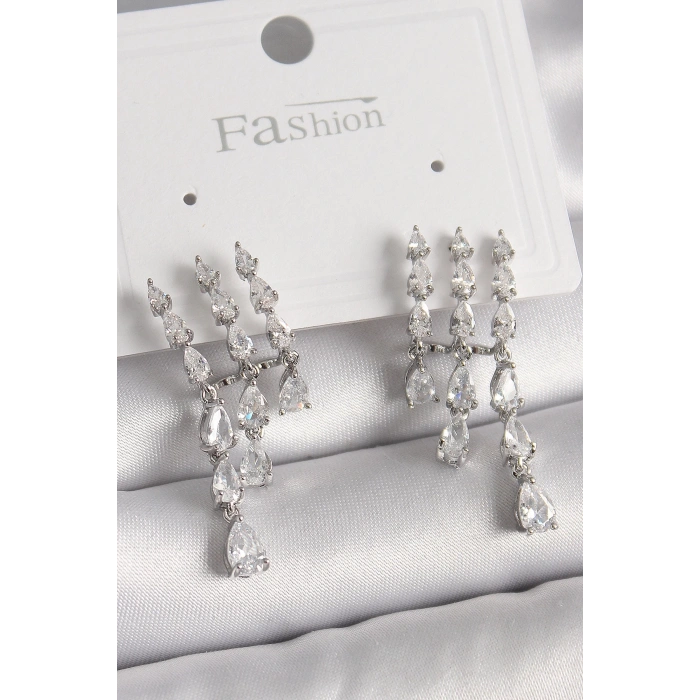 BFS Pirinç Gümüş Renk Zirkon Taşlı Yağmur Model Kadın Küpe