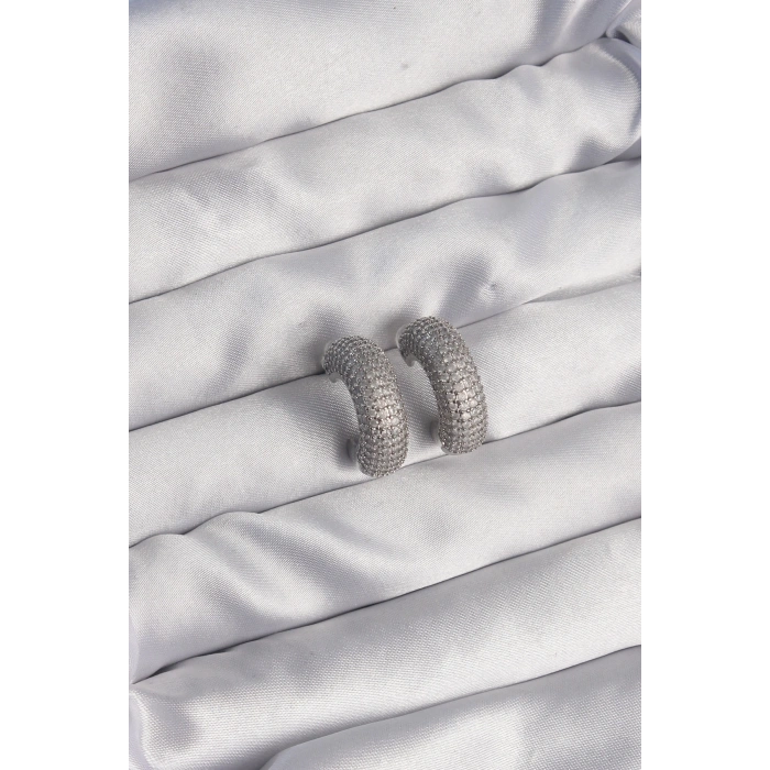 BFS Pirinç Gümüş Renk Zirkon Taşlı Yarım Halka Küpe