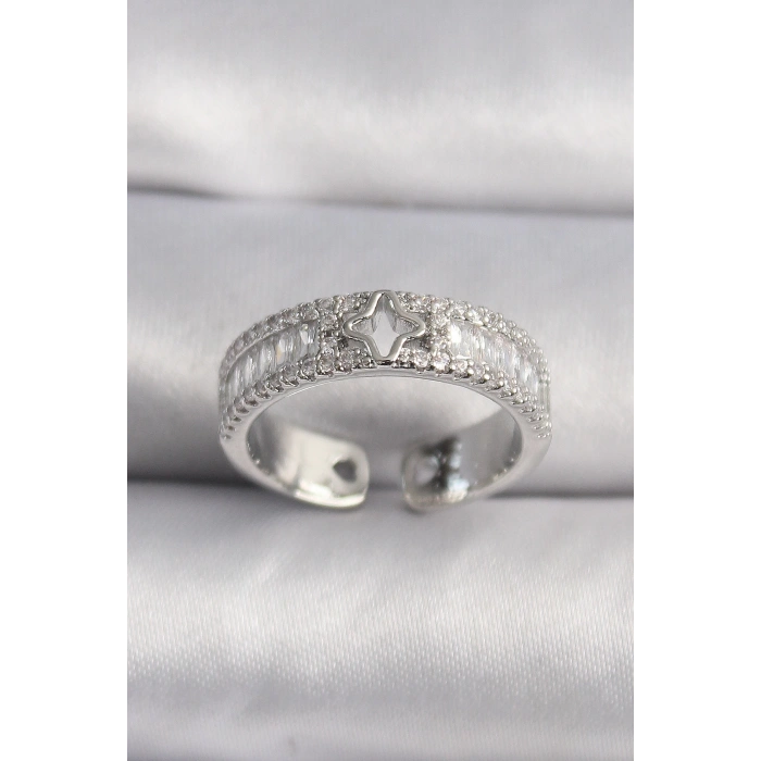 BFS Pirinç Gümüş Renk Zirkon Taşlı Yıldız İşleme VIP Seri Kadın Yüzük