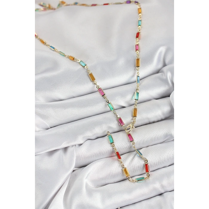 BFS Pirinç Renkli Zirkon Taşlı Dikdörtgen Model Gold Renk Kadın Y Kolye