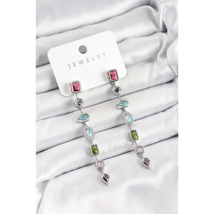 BFS Pirinç Renkli Zirkon Taşlı Sallantılı Model Gümüş Renk Kadın Küpe