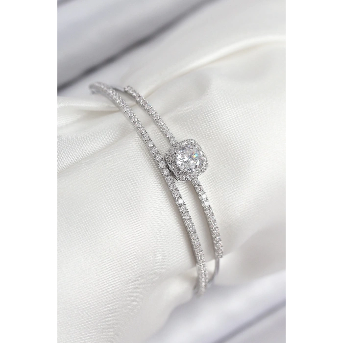 BFS Pirinç Zirkon Taşlı Baget Model Gümüş Renk Kadın Bileklik