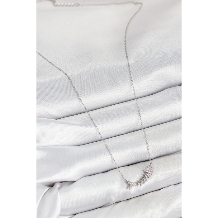 BFS Pirinç Zirkon Taşlı Balık Kılçığı Model Gümüş Renk Kadın Kolye