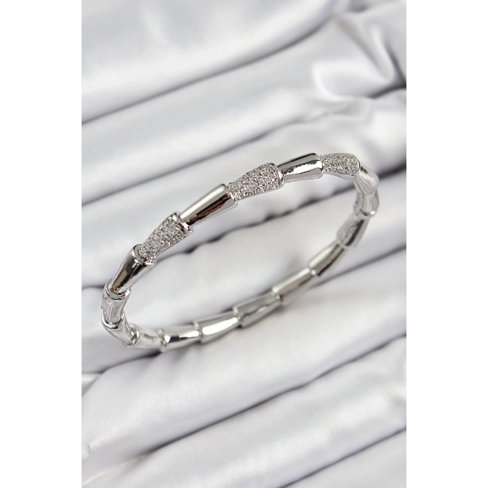 BFS Pirinç Zirkon Taşlı Kemik Model Gümüş Renk Vip Kadın Bileklik