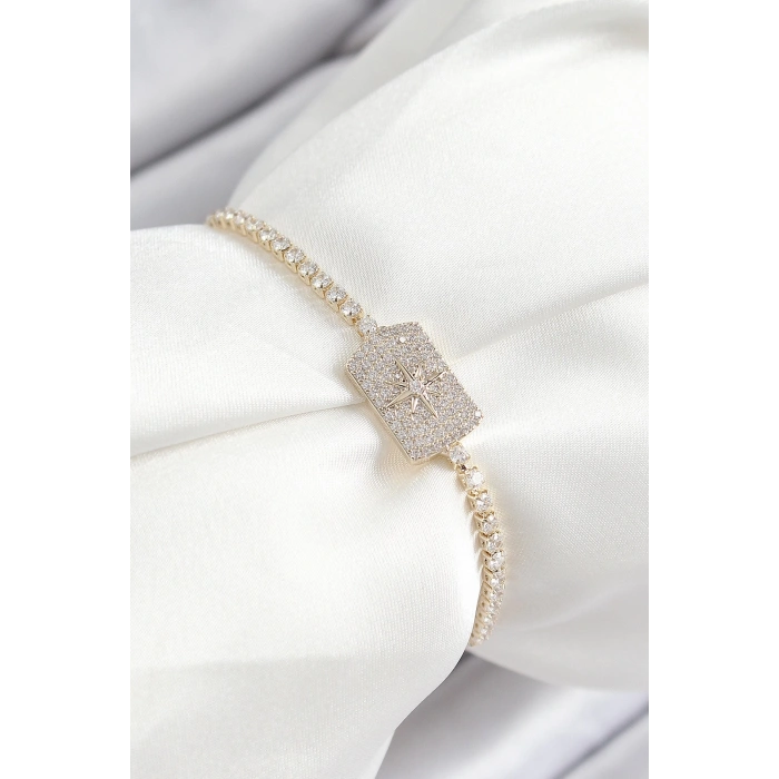 BFS Pirinç Zirkon Taşlı Kutup Yıldızı Model Gold Renk Asansörlü Kadın Bileklik