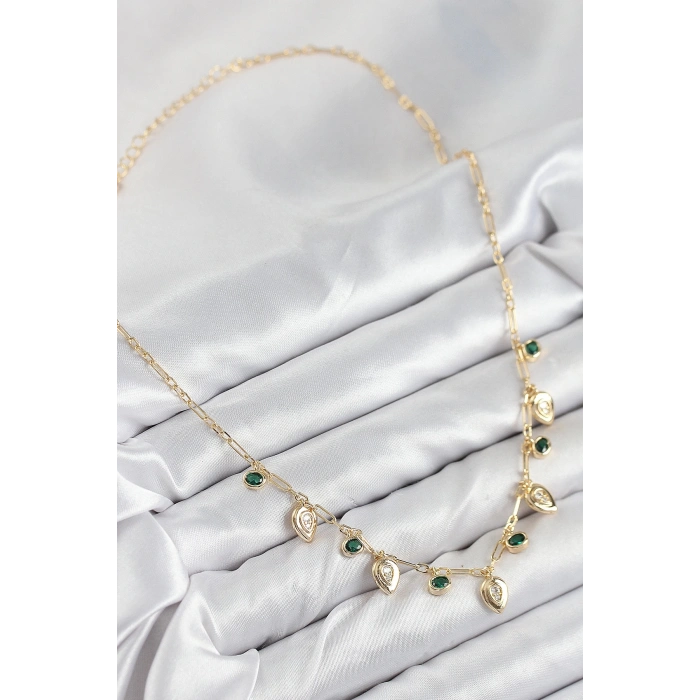 BFS Pirinç Zirkon Taşlı Sallantılı Damla Model Gold Renk Kadın Kolye