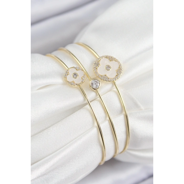 BFS Pirinç Zirkon Taşlı Yonca Model Gold Renk Vip 3lü Kadın Bileklik