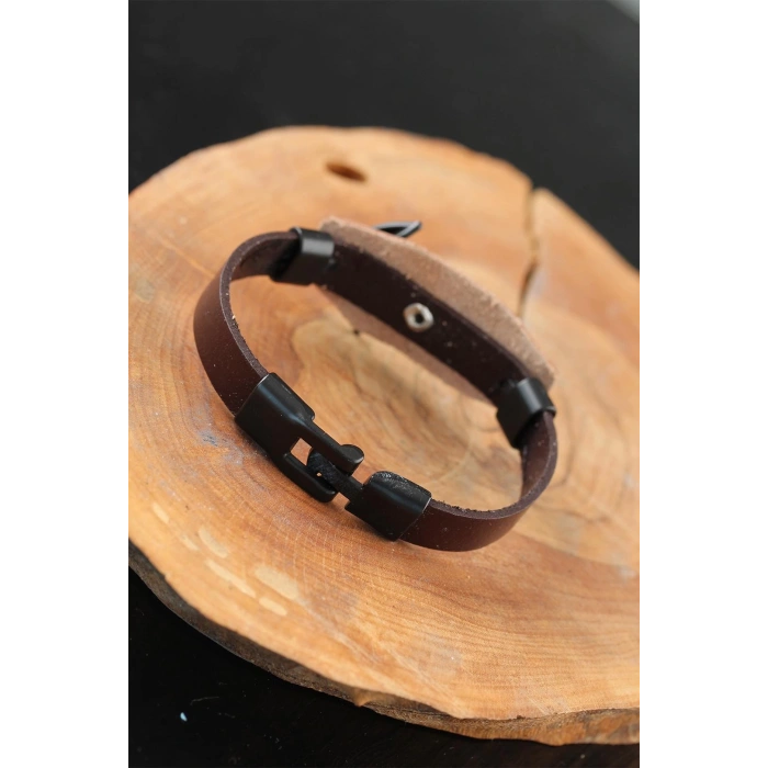 BFS Siyah Deniz Çapalı Çelik Aksesuarlı Kahverengi Deri Erkek Bileklik