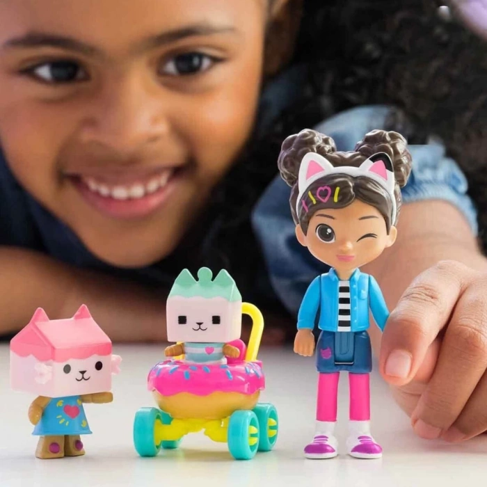 BFS  SPM-6069425 FRİENDS FİGURE PACK KİTTY CARE