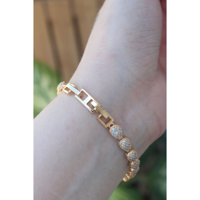 BFS Vip Seri Pirinç Zirkon Taşlı Gold Renk Damla Model Bileklik