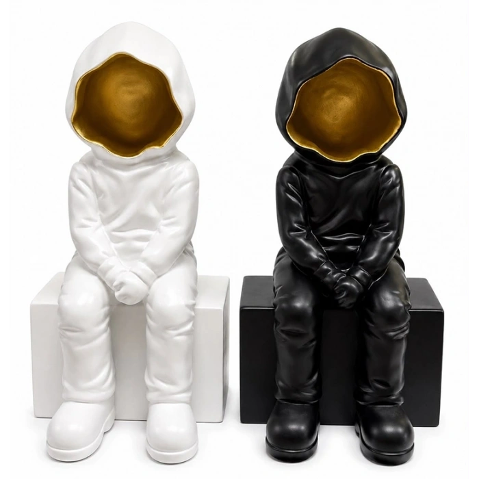 Dekoratif Polyester Oturan Astronot Biblosu Alk5302