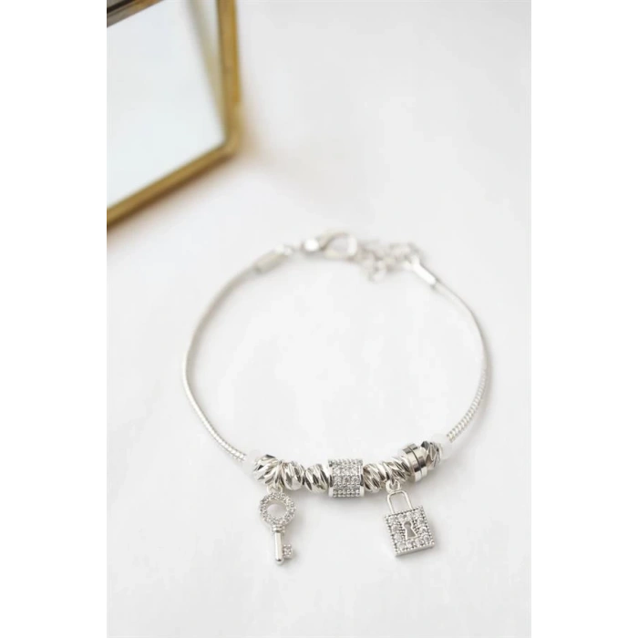 Kilit Anahtar Charmlı  Bileklik - Gümüş