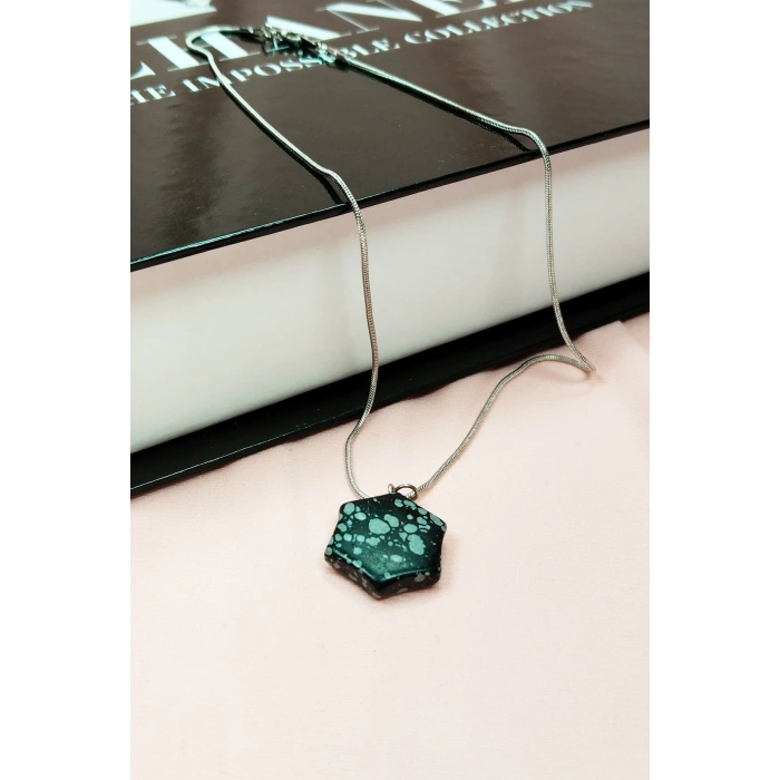 Obsidyen Doğal Taşı Zincirli El Yapımı Kolye Uç: 2 cm Zincir: 20 cm Kutulu