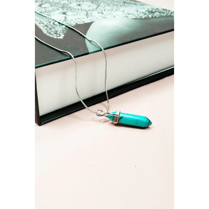 Turkuaz Doğal Taşı Zincirli El Yapımı Tasarımlı Kolye Uç: 3,5 cm Zincir: 20 cm Kutulu
