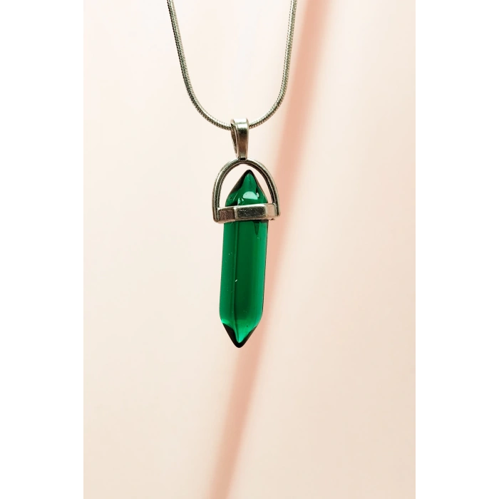 Yeşil Kuvars Doğal Taşı Zincirli El Yapımı Tasarımlı Kolye Uç: 3,5 cm Zincir: 20 cm Kutulu