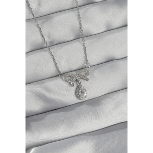 BFS 316L Çelik Gümüş Renk Zirkon Taşlı Fiyonk Detay Damla Kolye