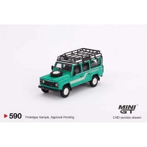 BFS   Mini GT 1/64 Land Rover Defender 110 1985 County Station Wagon Trident Green