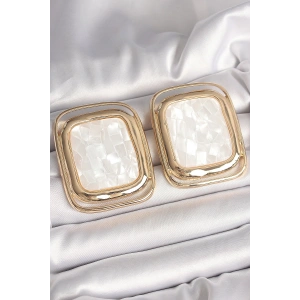 BFS Pirinç Gold Renk Beyaz Mineli Kare Model Kadın Küpe