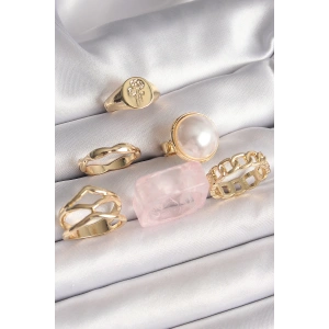 BFS Pirinç Gold Renk Daire 3D İncili Figür Zincir Model Gül İşleme Detaylı 6Lı Kadın Yüzük Seti