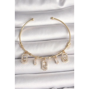 BFS Pirinç Gold Renk Sallantı Zirkon Taşlı Messika Figür Charm Kadın Bileklik