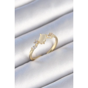 BFS Pirinç Gold Renk Zirkon Taşlı Oval Beyaz Mineli Kadın Yüzük