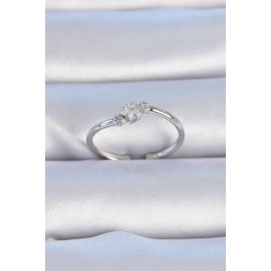 BFS Pirinç Gümüş Renk Çiçek Model Zirkon Taş Detay Kadın Yüzük