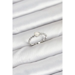 BFS Pirinç Gümüş Renk Kalpli Model Kadın Yüzük