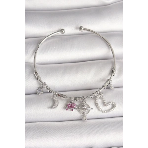 BFS Pirinç Gümüş Renk Sallantı Zirkon Taşlı Gezegen Figür Kalp Detay Charm Kadın Bileklik