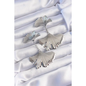 BFS Pirinç Gümüş Renk Tırtıklı Yaprak Model Sallantılı Küpe