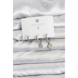 BFS Pirinç Gümüş Renk Yonca Model 3lü Kadın Küpe Seti