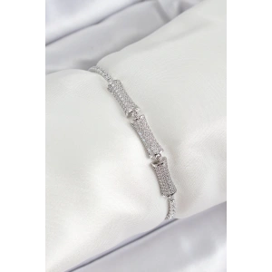 BFS Pirinç Gümüş Renk Zirkon Taşlı Kemik Model Kadın Bileklik