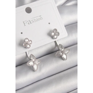 BFS Pirinç Gümüş Renk Zirkon Taşlı Yonca Model Kadın Küpe