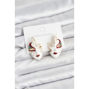 BFS Pirinç Maske Model Kadın Küpe