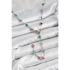 BFS Pirinç Renkli Zirkon Taşlı Üçgen Model Gümüş Renk Kadın Y Kolye