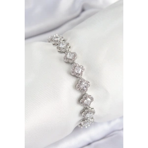 BFS Pirinç Zirkon Taşlı Yonca Baget Model Gümüş Renk VIP Seri Kadın Bileklik