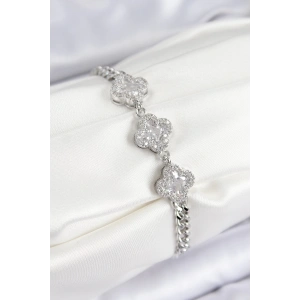 BFS Pirinç Zirkon Taşlı Yonca Model Gümüş Renk Kadın Bileklik