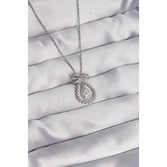 BFS 316L Çelik Gümüş Renk Fiyonk Detaylı Zirkon Taşlı Damla Model Kolye