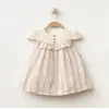 Sim Detaylı Düğmeli Kız Bebe Elbise