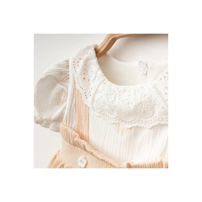 Papatya İşlemeli Düğmeli Kız Bebe Elbise