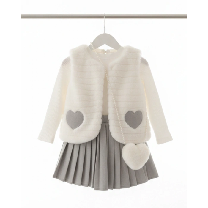 Kız Çocuk Pileli Etekli Kalp Detaylı Peluş Yelekli 4lü Kombin Takım - Premium Seri